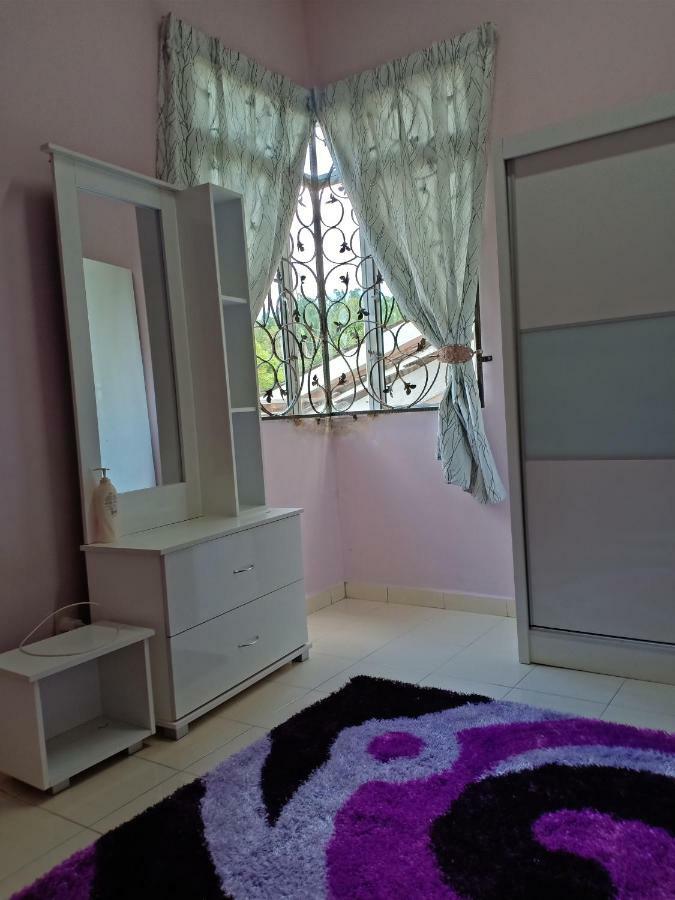 טנג'ונג מלים Muslim Dinaim Homestay מראה חיצוני תמונה